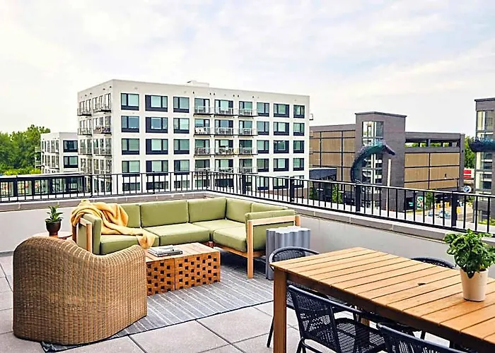 The Junto Hotel 4*